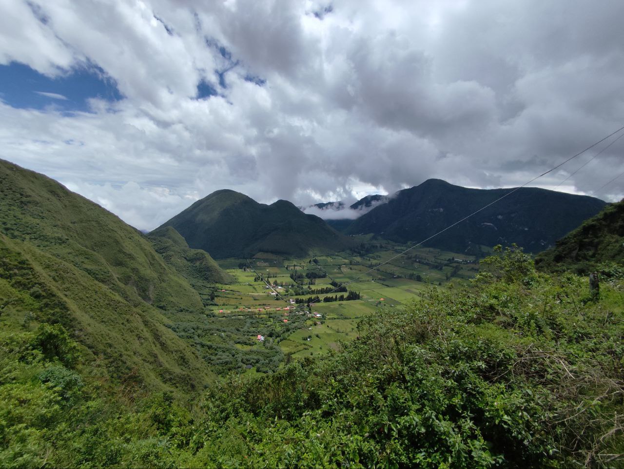 Pululahua Volcanic Crater - Inhabited Caldera Near Quito